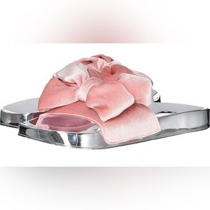 NWT Dirty Laundry metallic velvet pink bow slides - size 7